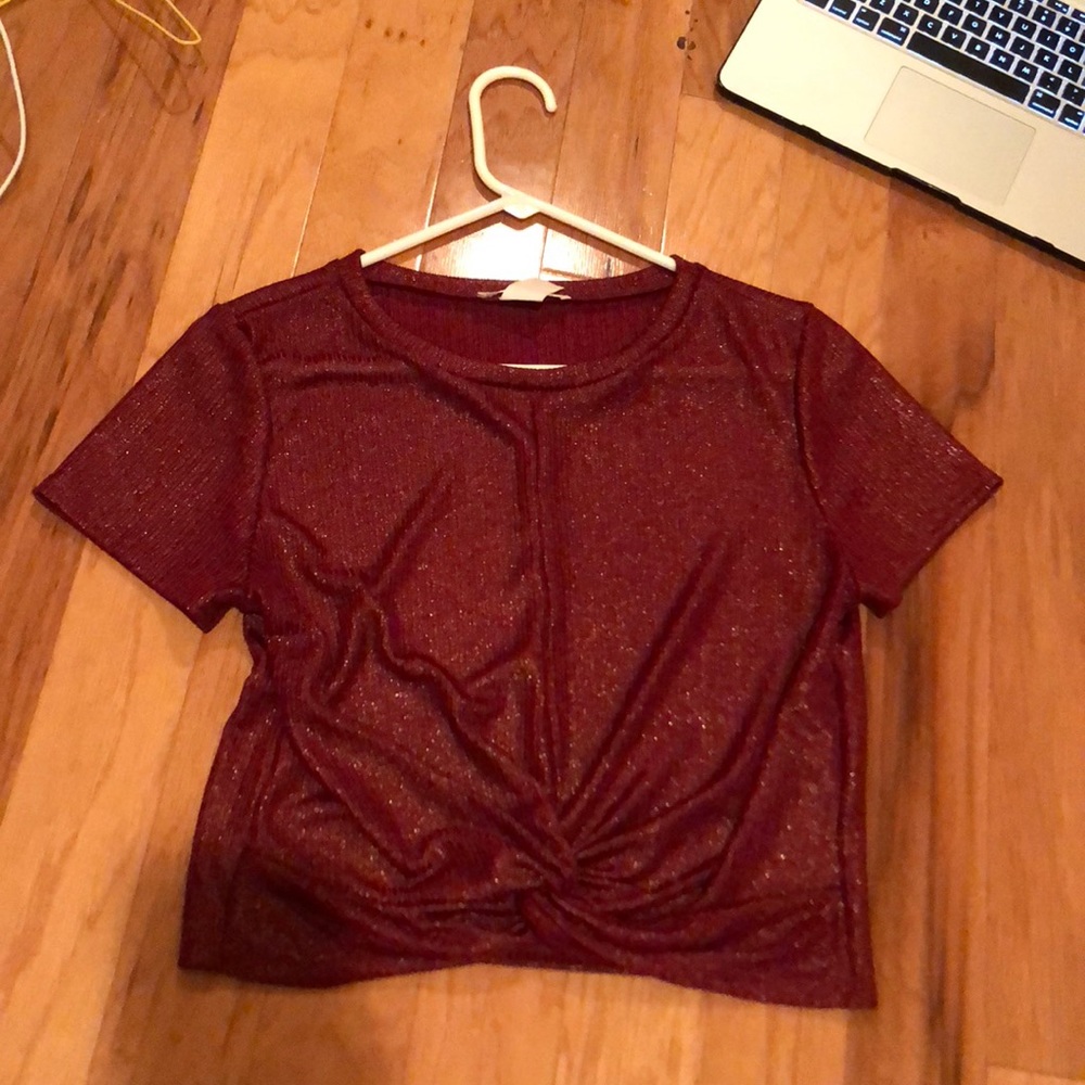 cute crop top!